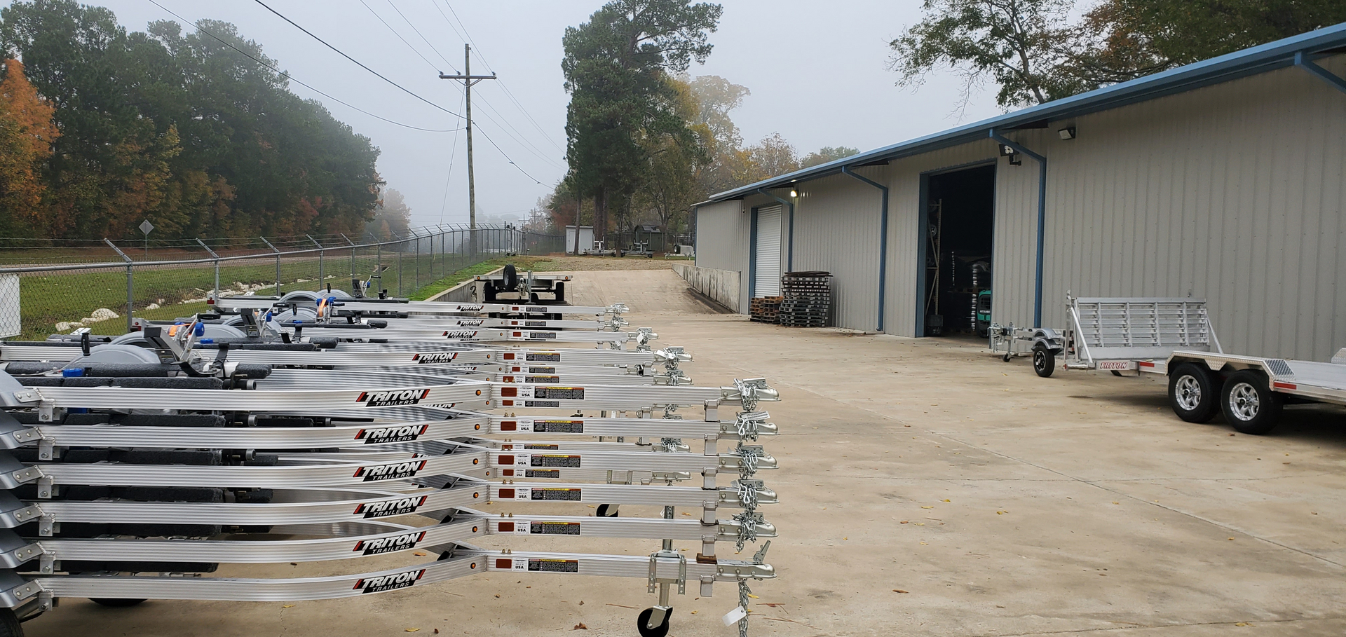 Home - Aluminum Trailer Connection, Inc., image size:1920x909