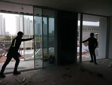 Magnetic sliding doors