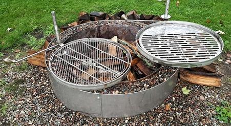 Swivel fire shop pit grill