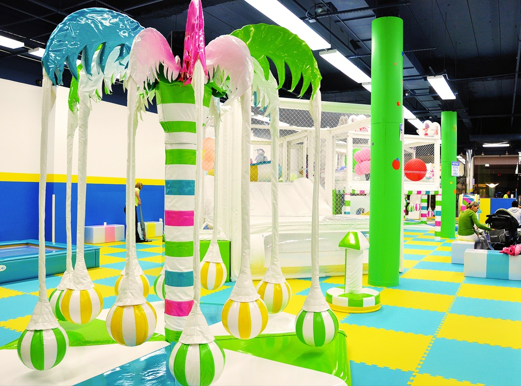 Mall Play Areas for Chicagoland Kids - Chicago Parent