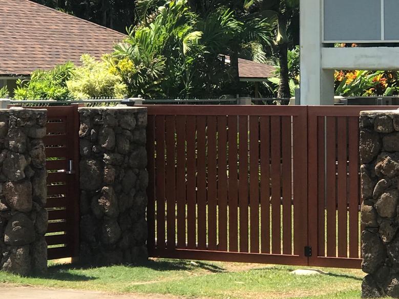 Island Style Gates, Aluminum gates Hawaii, Driveway gate Honolulu, Privacy Gates Oahu, Custom Gates Oahu, Automatic Gates Hawaii