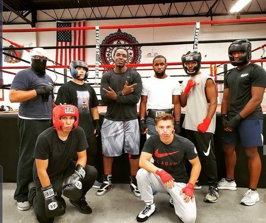 Heavy Hitters Boxing Fitness And Mma Boxing Gym Mma Boxing Training 