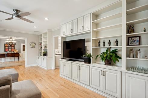 Custom cabinet livingroom entertainment bookcase storage