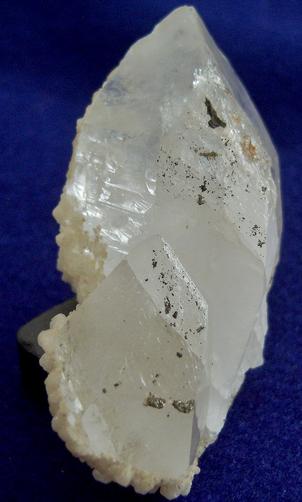 QUARTZ, SIDERITE, PYRITE - Panasqueira Mine (Panasqueira Mines), Couto Mineiro da Panasqueira, Panasqueira, Covilha, Castelo Branco District, Portugal - ex Rutgers Geology Museum