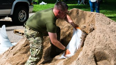 NOAH™ Sandbag Shovel