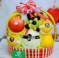 Giỏ hoa quả nhập khẩu làm quà biếu đẹp