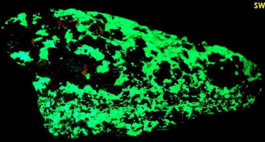 fluorescent WILLEMITE, CALCITE with FRANKLINITE - Franklin Mine, Franklin, Franklin Mining District, Sussex County, New Jersey, USA