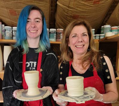 90 Min Pottery Wheel Throw Class - Creative Hands Studio