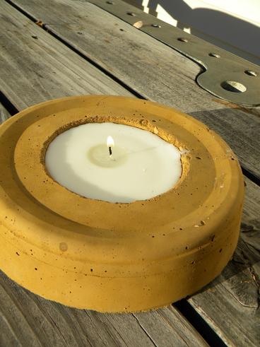 How to make a DIY Cement candle holder. www.DIYeasycrafts.com