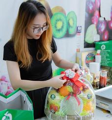 Giỏ trái cây kính viếng