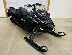 MXZ X 850 ETEC LOW MILES