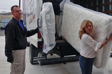 Local Mattress Pick Up Services in Lincoln NE LNK Junk Removal