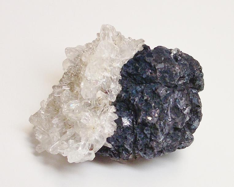 Sphalerite & Quartz crystals - Ellenville Mine, Ulster Co., New York