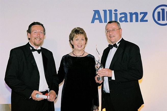 Sculpture in the Parklands Business to Arts Award 2002