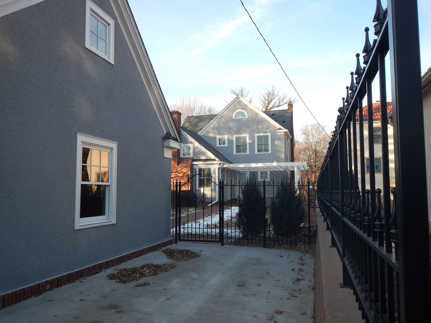 1890 House Re-stucco - View 7