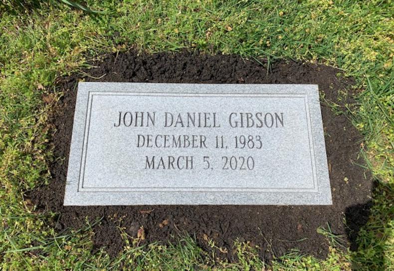 granite marker with double line panel