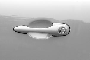frozen car door lock