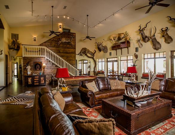 5F Ranch Deer Hunting Lodge