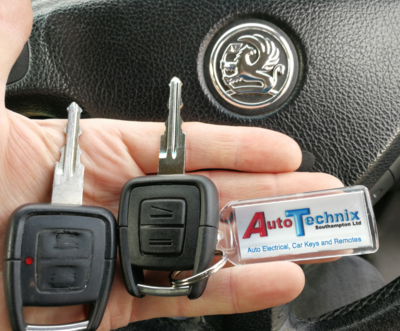 Vauxhall Astra & Vauxhall Zafira remote key