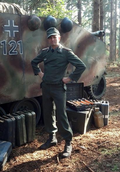 German WW2 Assault Gunner officer and StuG-III set