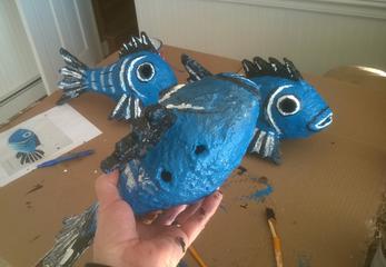 DIY Outdoor Paper Mache Nautical Fish Shaped Bird House. Check out our other Nautical and Beach Decor DIY projects. www.DIYeasycrafts.com