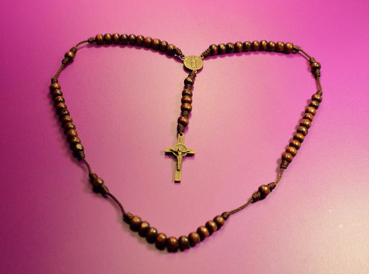 sain benedict wood rosary blessed by pope francis