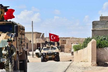 Turkish Troops maneuver in Iraq