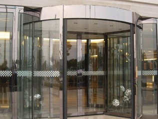 automatic revolving door