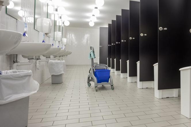 Best Office Restroom Cleaning Service in Omaha NE | Price Cleaning Services Omaha
