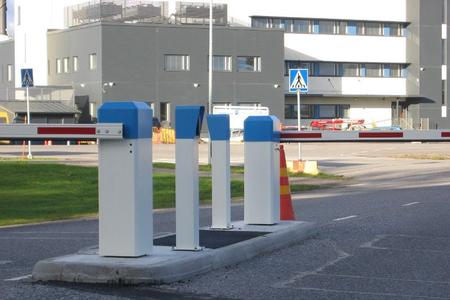 ELKA barrier gates with control column