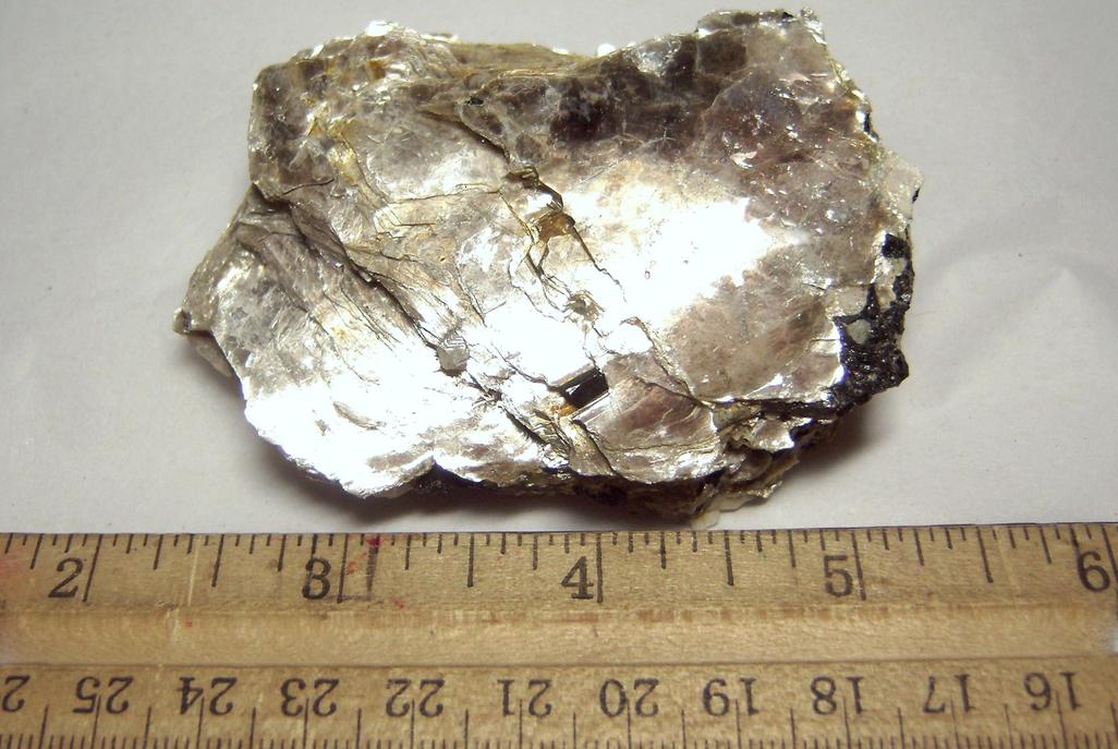MUSCOVITE, SCHORL, Quartz, fluorescent APATITE -Kirk No. 2 quarry (Blake Quarry), Gilsum, Cheshire County, New Hampshire, USA