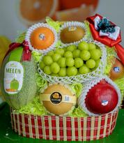 Mua giỏ hoa quả tặng 8/3