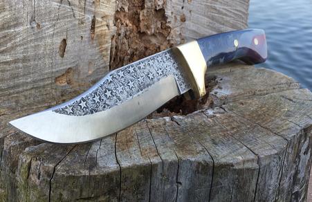 American Flag Patriotic Bowie Knife. www.DIYeasycrafts.com