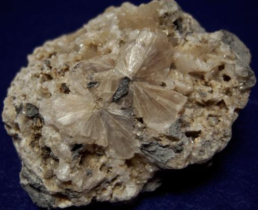 STILBITE crystals - Teeter's Quarry (Valley Quarry), Gettysburg, Adams County, Pennsylvania, USA