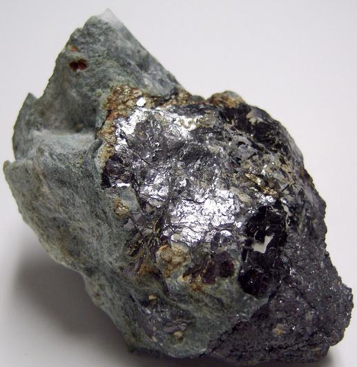 MAGNETITE, PYRITE, CHALCOPYRITE, AMPHIBOLE BYSSOLITE, CALCITE - French Creek Mines, St. Peters, Warwick Township, Chester County, Pennsylvania, USA