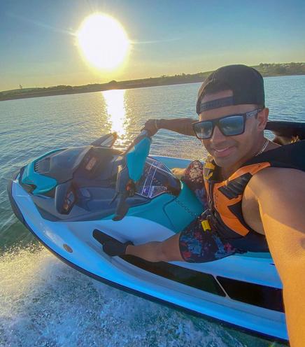 jet ski rentals newport beach, seadoo rental huntington beach, dana point, long beach rentals, lake havasu, lake perris jet ski, lake elsinore waverunner rental at lake silverwood