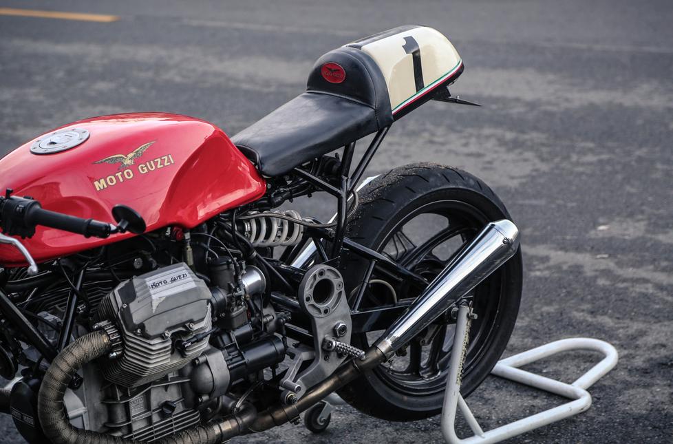 track cafe racer custom motorcycle