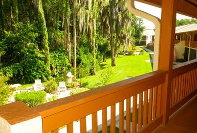Paradise Lakes Vacation Rental Condo E10