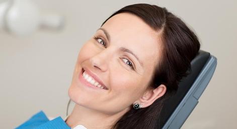 clinique d'implantologie dentaire dental implant services Brossard-Laprairie