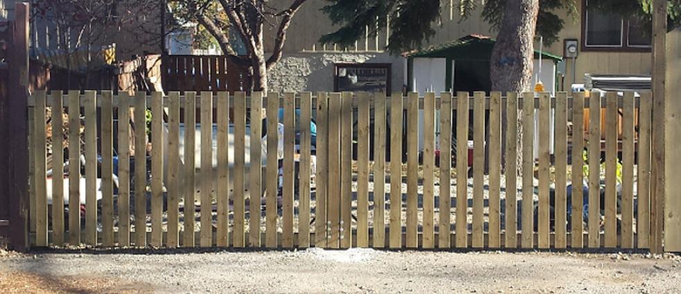 Wood Fence and Gate Repair | FT Property Services Inc. | Calgary, Alberta