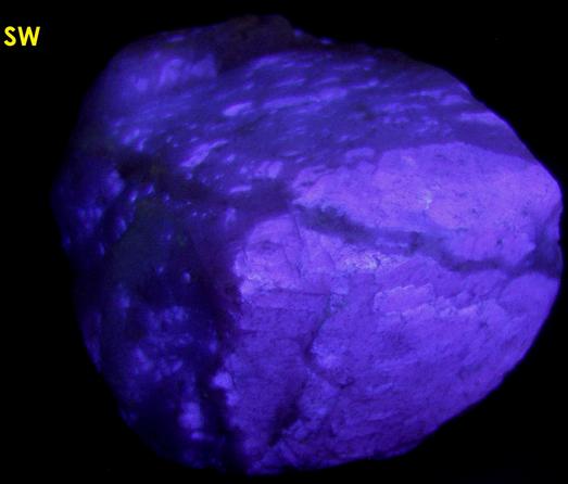 fluorescent phosphorescent Terlingua-type CALCITE - San Vicente Mine, Boquillas del Carmen, Mun. de Ocampo, Coahuila, Mexico - ex Bill Mattison "Glowing Rocks"
