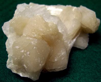 STILBITE and APOPHYLLITE - Jalgaon Distict, Maharashtra, India, ex Rutgers Geology Museum
