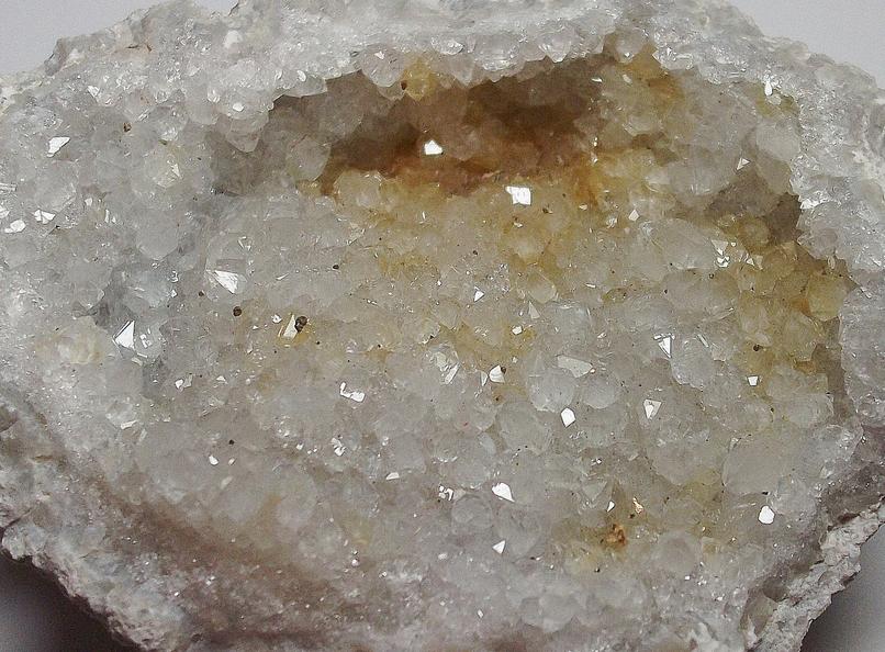 QUARTZ geode - Gray Quarry (Grays Quarry), Hamilton, Hancock County, Illinois, USA