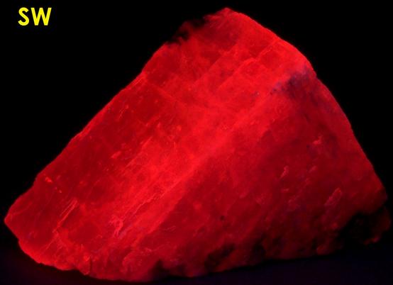 fluorecent purple-violet Mn-CALCITE - Medford Quarry (Redland Genstar Quarry), Medford, Carroll County, Maryland, USA - ex Tom McNelis