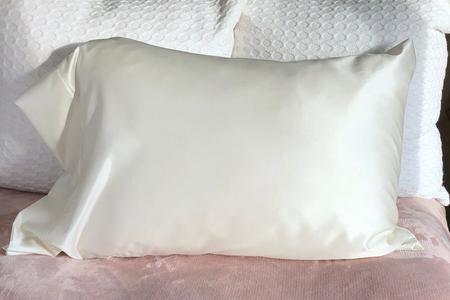 best silk pillow cases for sensitive skin