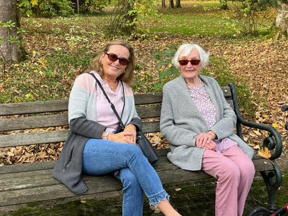 Silke Heine and her Mom