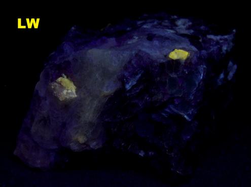 Beryl var: Goshenite - Gillette Quarry, Middlesex Co., Connecticut