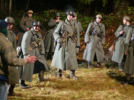 Military Advisor Jay Lance briefing actors playing German Soldiers