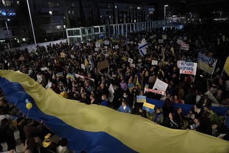 Ukrainians on assault
