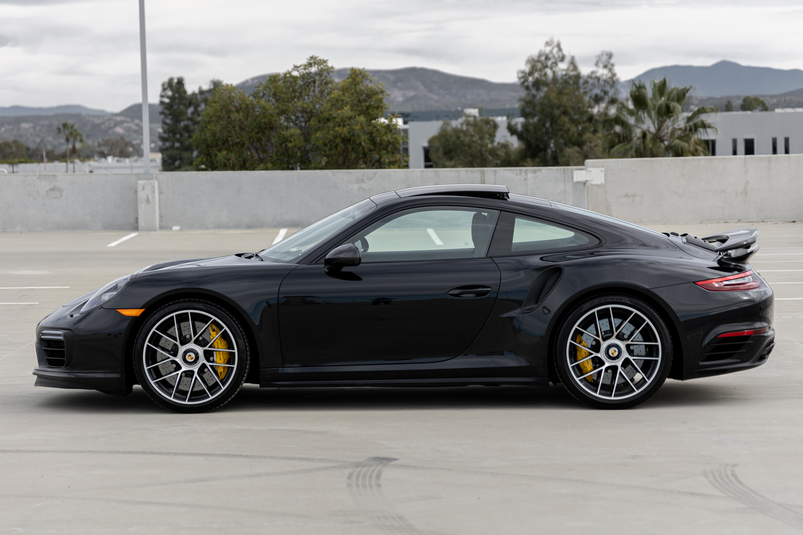 2017 Porsche 911 Turbo S's photo